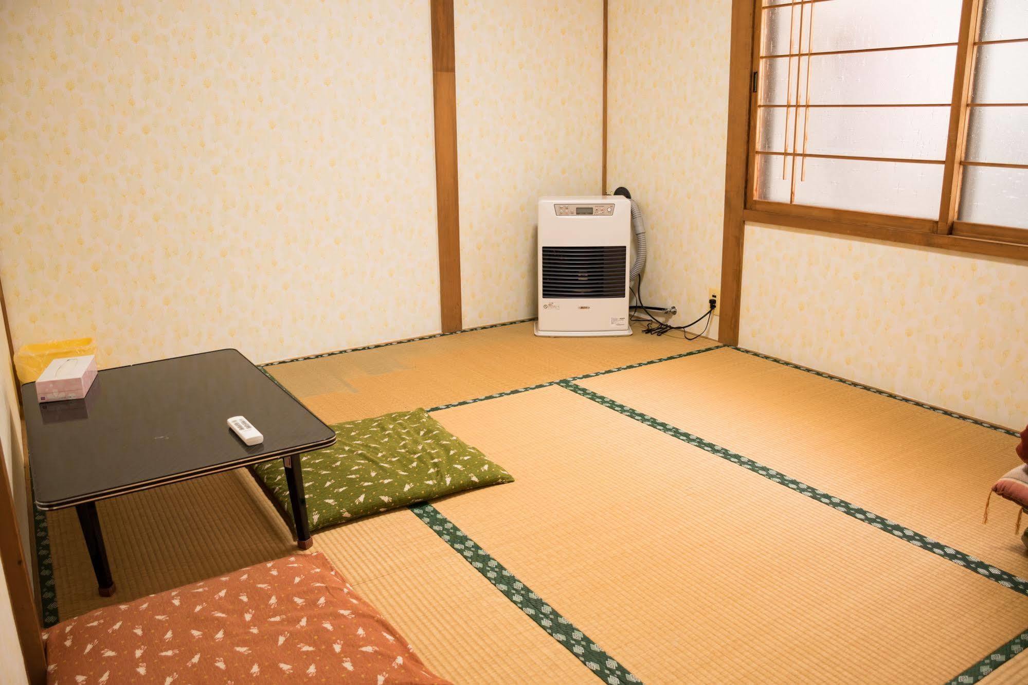 Otaru Guesthouse Harvest Екстериор снимка